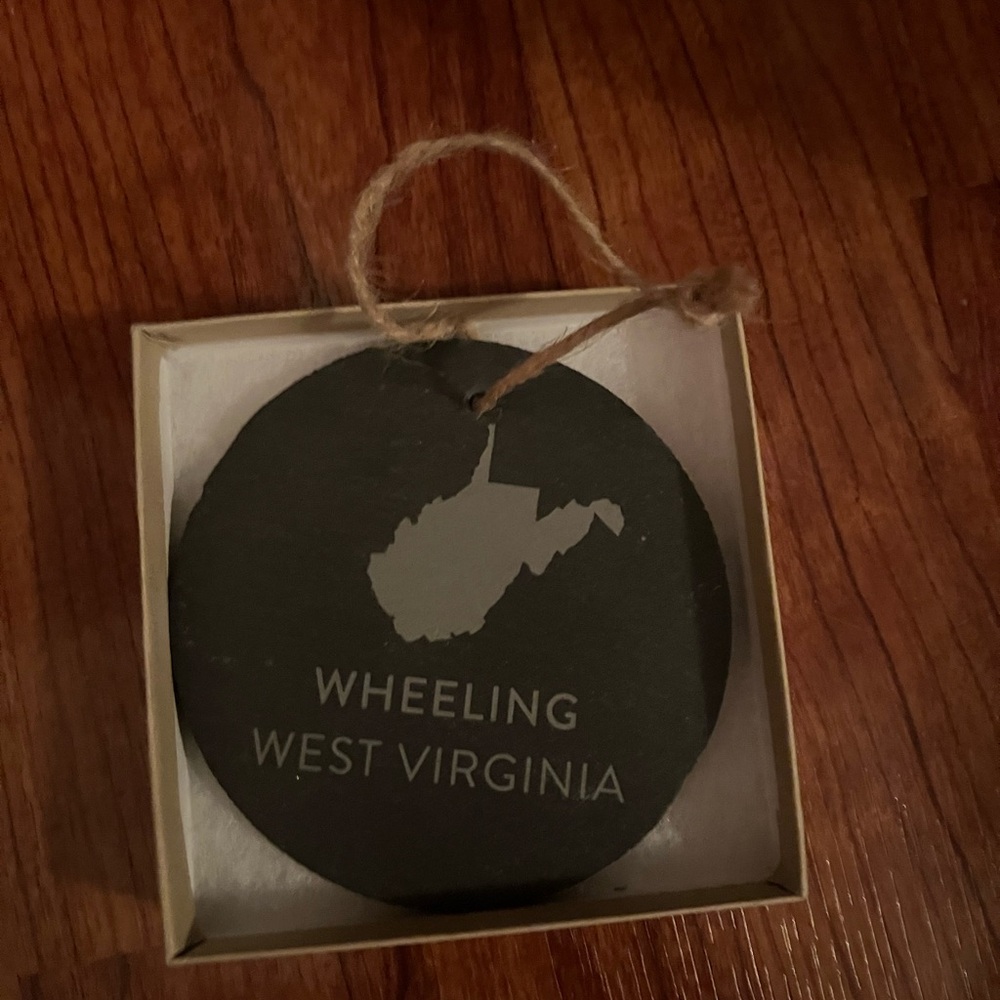 Ornament Wheeling, WV